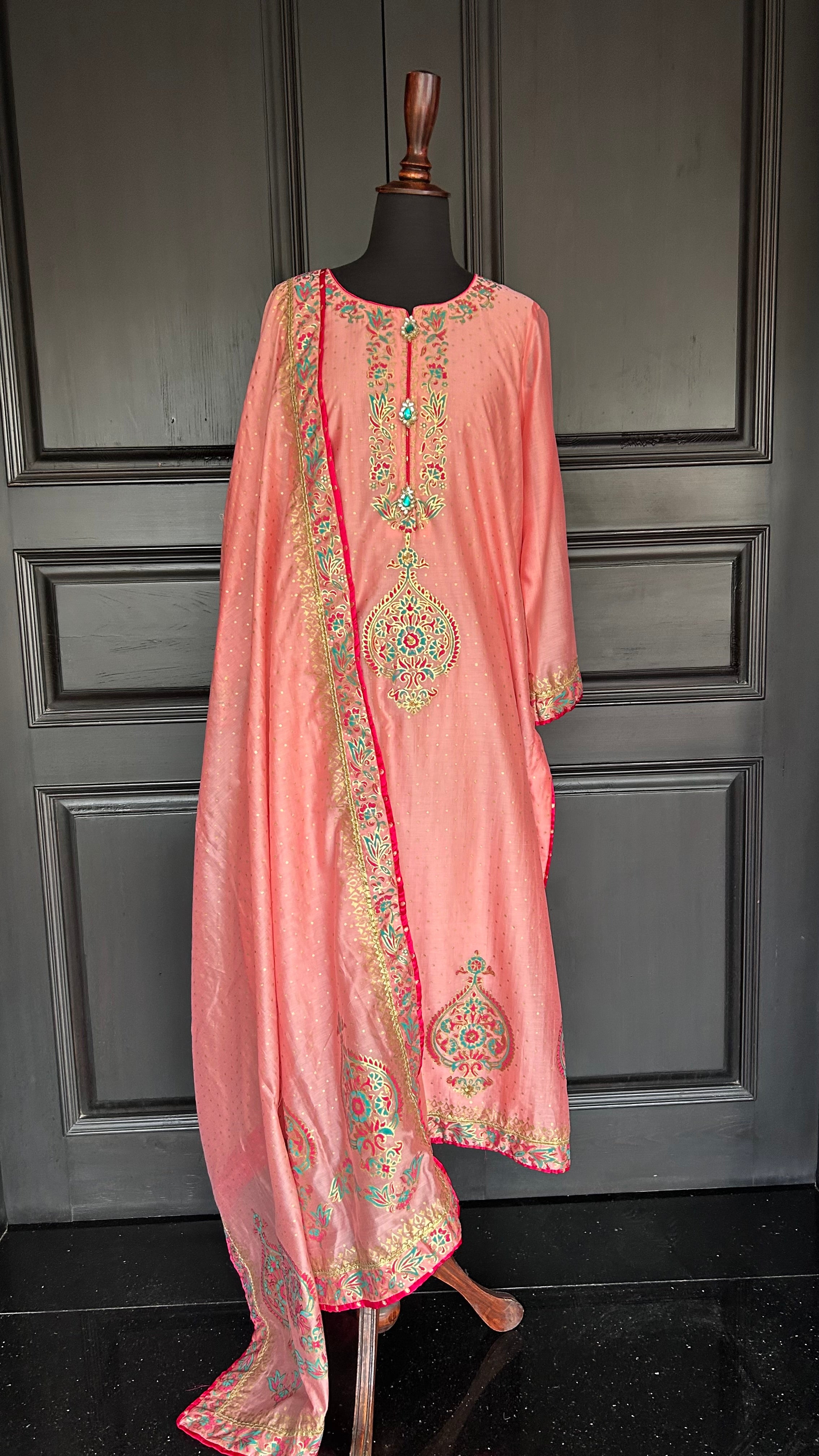 Libas by Hania